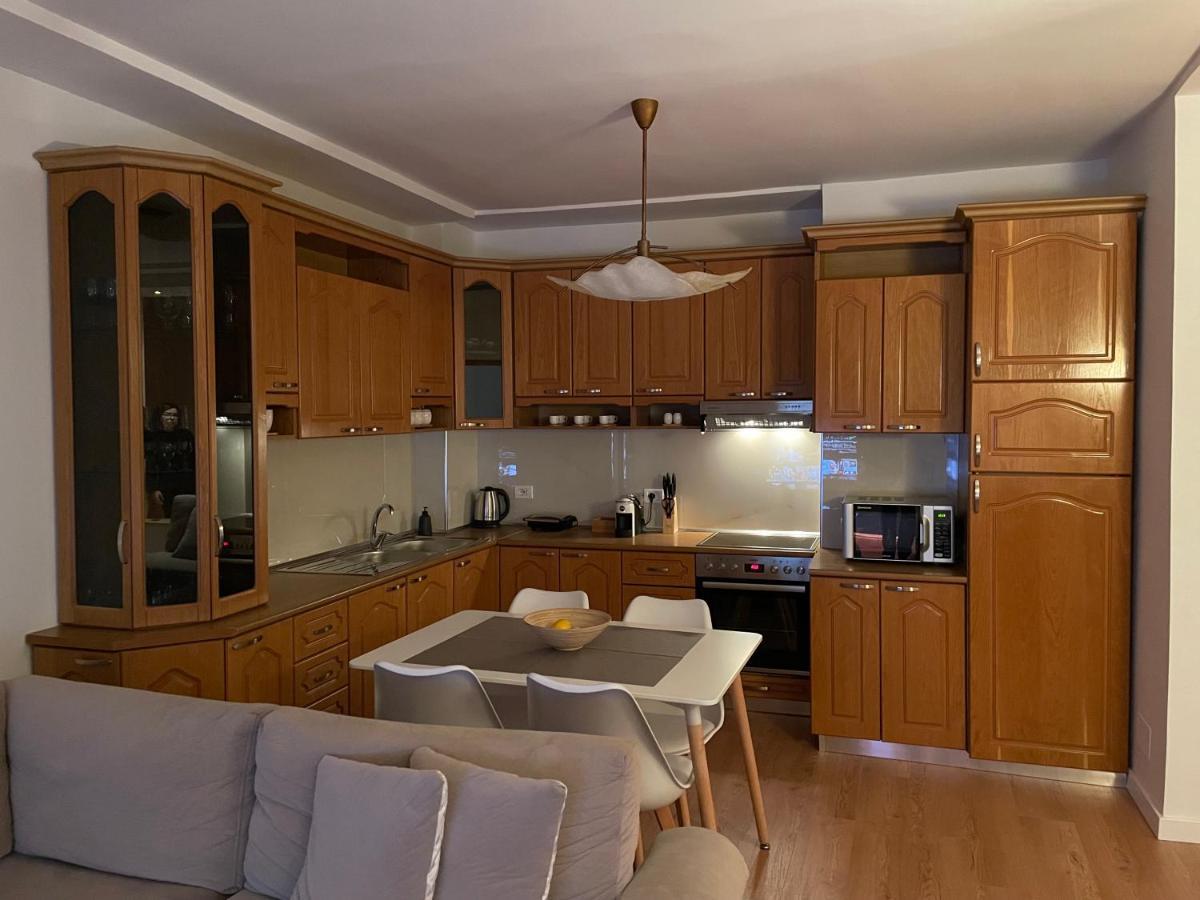 Proper Apartment 1 ติรานา ภายนอก รูปภาพ