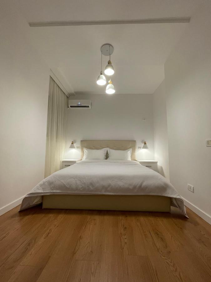 Proper Apartment 1 ติรานา ภายนอก รูปภาพ