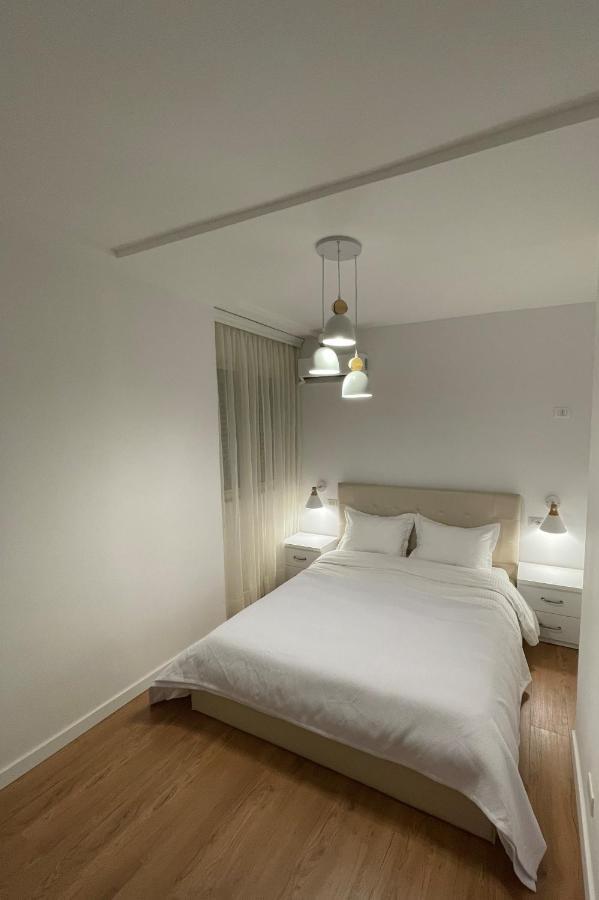 Proper Apartment 1 ติรานา ภายนอก รูปภาพ